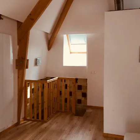 Le Logis, Normand