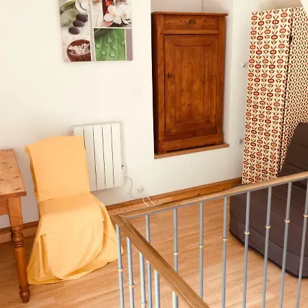 Le Logis, Normand * Epaney